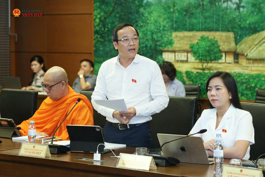 Sửa Luật Đất đai: Phân cấp mạnh cần đi cùng cơ chế kiểm soát