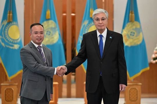 Vietnam seeks to deepen strategic partnership with Kazakhstan
