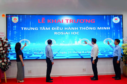 Đổi mới tổ chức bộ máy và phương thức quản trị - Nhìn từ Thành phố Hồ Chí Minh Bài 1: Chuyển mạnh sang nền hành chính phục vụ