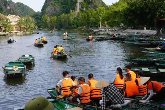 Cảnh báo lũ quét, sạt lở đất, yêu cầu tăng cường quản lý, bảo đảm an toàn cho khách du lịch