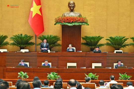 Đề nghị cấm hành vi thao túng, thổi giá bất động sản
