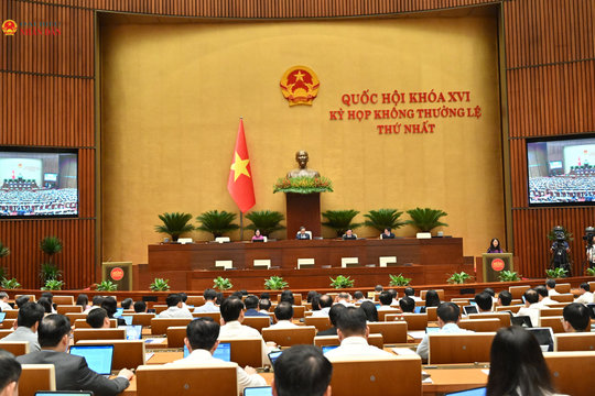 Nghiêm cấm đăng, phát sản phẩm thông tin có tính chất xuất bản phẩm trên không gian mạng dưới dạng sách