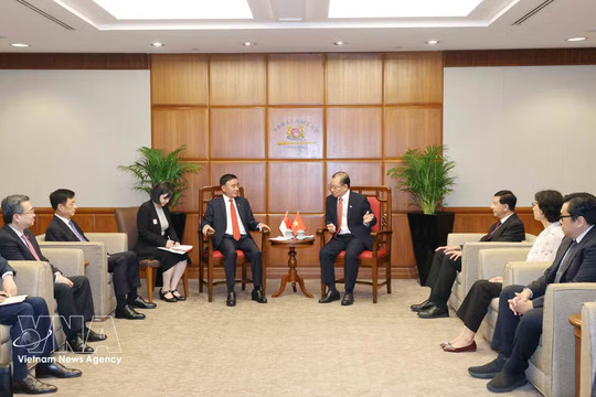 Key Party leader meets Singaporean parliamentary speaker