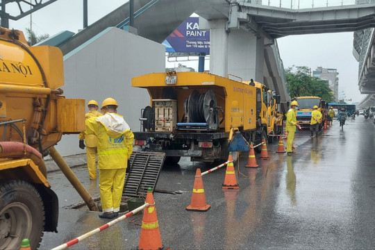 Hà Nội ứng phó hiệu quả với mưa lớn