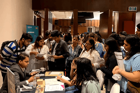 Sinh viên Nam Á không còn vội đến đại học phương Tây