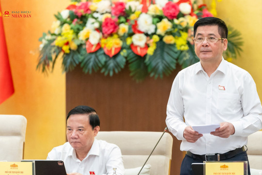 Cắt giảm tối đa thủ tục hành chính cho người dân và doanh nghiệp