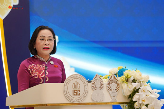 Phó Chủ tịch Quốc hội Nguyễn Thị Thanh phát biểu tại Hội nghị liên Nghị viện cấp Chủ tịch Quốc hội lần thứ hai (ISC-2)