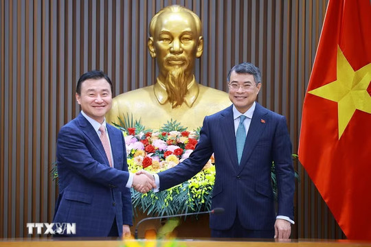Thủ tướng Lê Minh Hưng: Việt Nam mong muốn Samsung cùng đồng hành trong quá trình nâng cao năng lực công nghệ
