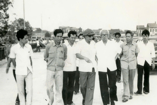 Vị tướng đường Trường Sơn huyền thoại và hai cuộc “tìm người”