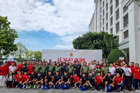 CLB Bóng đá Công an Hà Nội xuất quân, quyết tâm chinh phục mùa giải 2026/2027