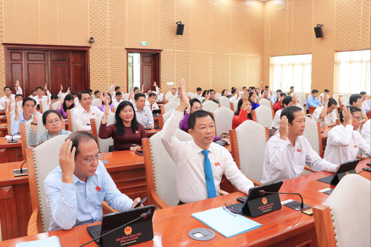 HĐND tỉnh An Giang thông qua nhiều nghị quyết quan trọng