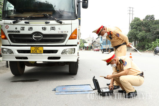 Thái Nguyên: Đồng loạt tổng kiểm soát xe kinh doanh vận tải