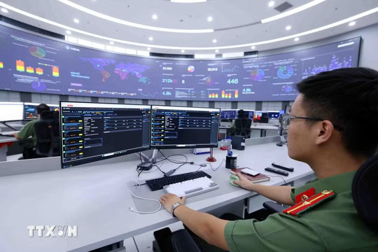 Chính sách đãi ngộ, thu hút nhân tài trong lực lượng chuyên trách bảo vệ an ninh mạng