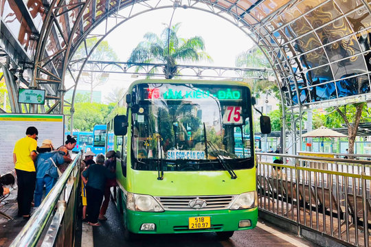 TP. Hồ Chí Minh: Chủ động đáp ứng nhu cầu đi lại tăng cao dịp Quốc khánh 2/9