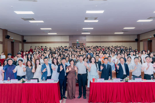 Diễn đàn Học thuật Sinh viên Việt - Trung 2026 với chủ đề “Tư duy nhân văn trong thời đại AI”
