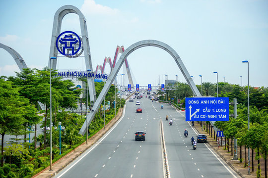 Hà Nội: Rà soát hạ tầng, siết an toàn giao thông trên các cây cầu huyết mạch