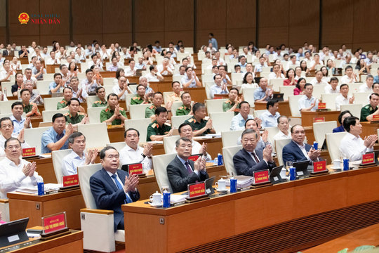 Tổng Bí thư, Chủ tịch nước Tô Lâm dự, chỉ đạo Hội nghị toàn quốc nghiên cứu, học tập, quán triệt và triển khai một số nghị quyết, chỉ thị của Bộ Chính trị