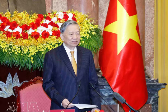 Top leader and spouse to visit Russia, France