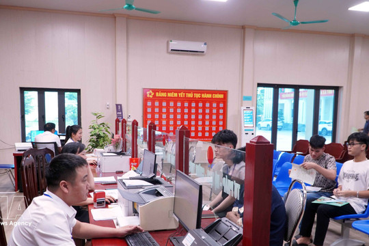 Government determined to cut administrative procedures to drive double-digit growth