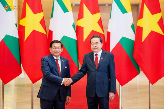Chủ tịch Quốc hội Trần Thanh Mẫn hội kiến Tổng thống Myanmar Min Aung Hlaing
