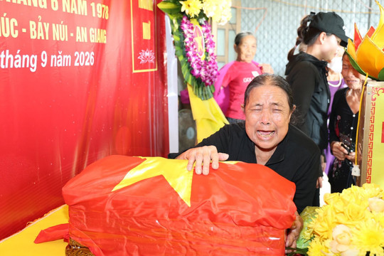 Nghẹn ngào ngày liệt sĩ trở về sau gần 50 năm xa cách