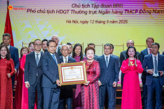 Chủ tịch Quốc hội Trần Thanh Mẫn dự Lễ kỷ niệm 50 năm phát triển, đón nhận Huân chương Lao động hạng Nhất của Tập đoàn BRG và Ngân hàng SeAbank