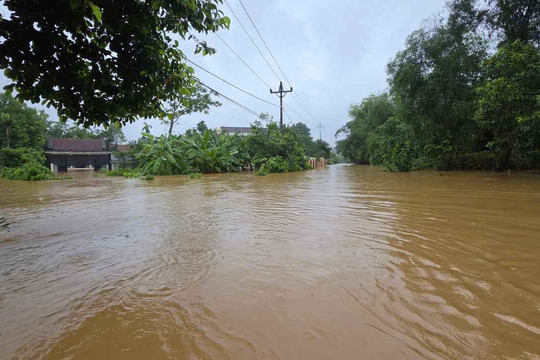 Chủ động ứng phó với mưa lớn, ngập lụt, lũ quét