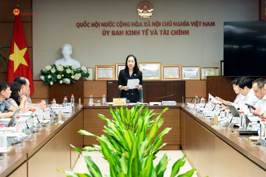 Tránh chồng chéo, tạo khoảng trống trong quản lý thị trường hàng hóa phái sinh