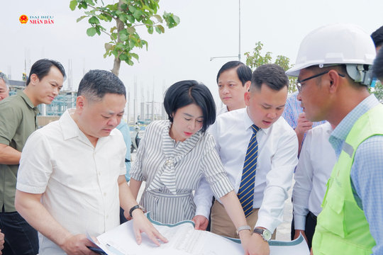 Khảo sát thực tế phục vụ thẩm tra, hoàn thiện các dự án luật tại Thành phố Hồ Chí Minh