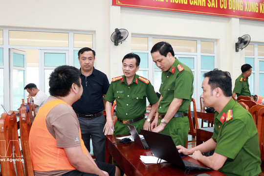 Vietnam, Laos cooperate to bust transnational online fraud ring