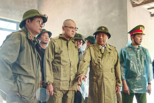 Phú Thọ kịp thời ứng phó mưa lũ, kiên quyết di dời người dân khỏi khu vực nguy hiểm