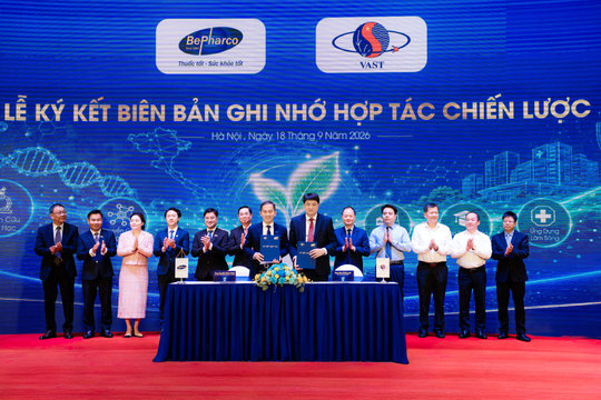 Lễ ký kết Biên bản ghi nhớ hợp tác chiến lược tại Viện Hàn lâm Khoa học và Công nghệ Việt Nam