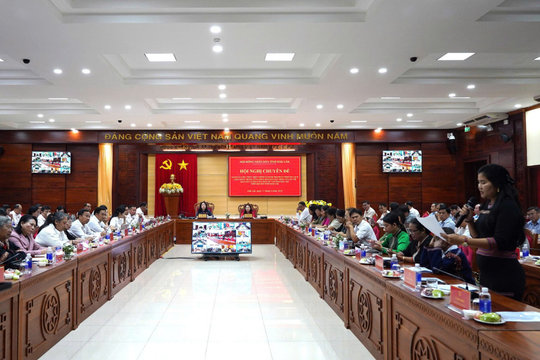 Hỗ trợ phát triển du lịch cộng đồng vùng đồng bào dân tộc thiểu số Đắk Lắk gắn với bảo tồn, phát huy bản sắc văn hóa dân tộc