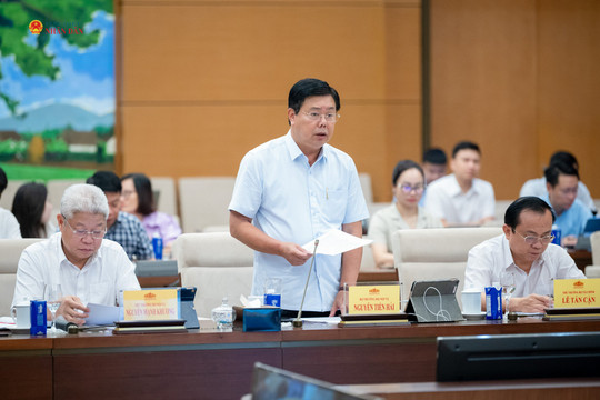 Bảo đảm quyền và lợi ích hợp pháp của người dân, người lao động