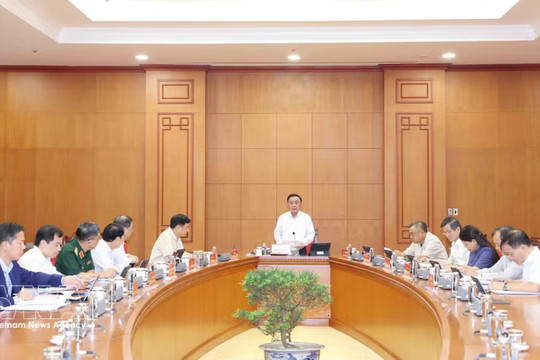 Key Party leader urges timely, high-quality completion of 40-year national construction platform review