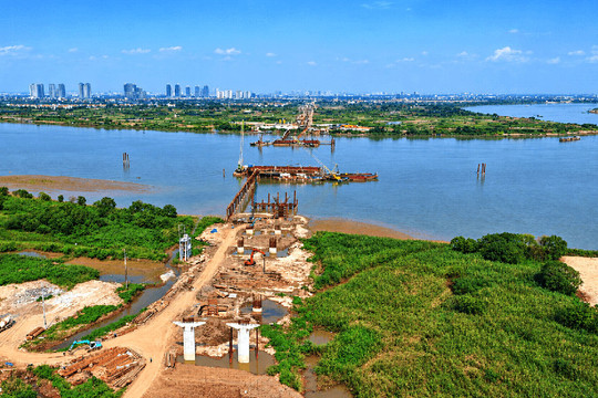 Đánh thức không gian phát triển sông Hồng