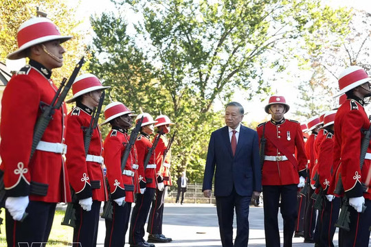 Governor General of Canada hosts welcome ceremony for Vietnam’s top leader