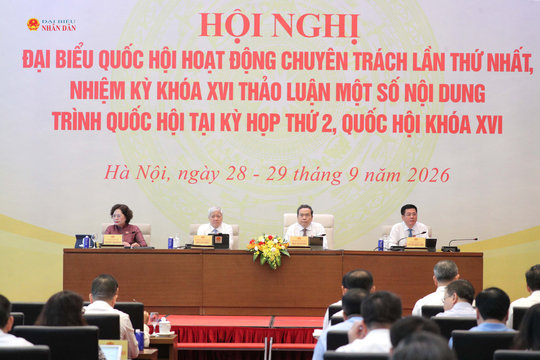 Hoàn thiện thể chế phát triển quốc gia biển mạnh