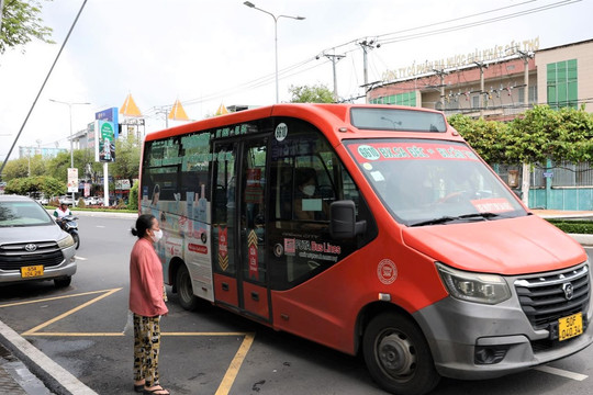 TP. Cần Thơ: Các tuyến xe buýt nội tỉnh và liên tỉnh đáp ứng nhu cầu đi lại của người dân