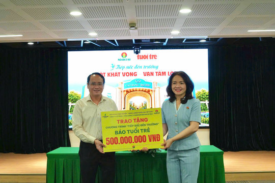 PVCFC dành 500 triệu đồng hỗ trợ “Tiếp sức đến trường”