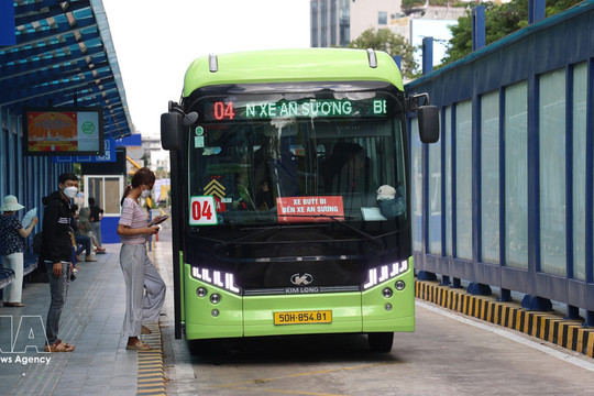 Ho Chi Minh City buses draw more than 25 million passengers in three months of free fares
