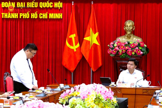 Hoàn thiện khung pháp lý, phát triển thị trường giao dịch hàng hóa phái sinh