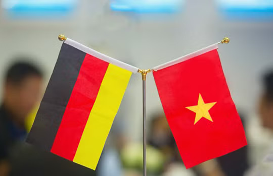 Vietnam congratulates Germany on Unity Day