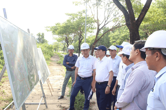 Bài cuối: Để HĐND có đủ điều kiện quyết sách đúng, giám sát trúng