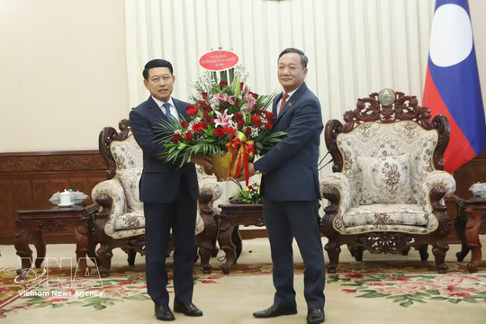 Vietnam, Laos step up efforts to deepen cooperation