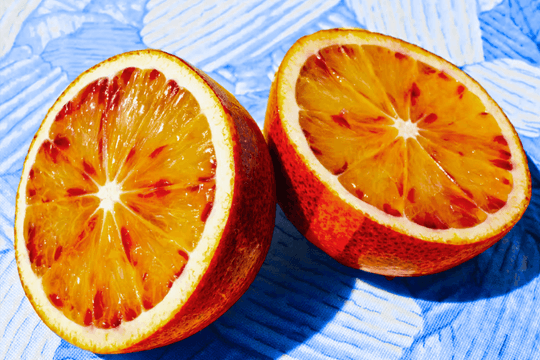 Mùa lạnh, đừng chỉ uống nước cam: Những thực phẩm giàu vitamin C hơn bạn nghĩ