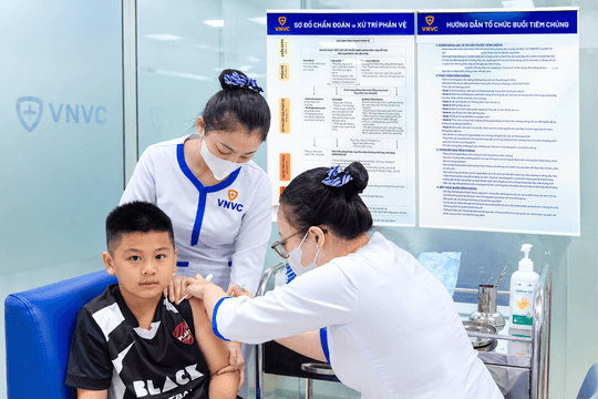 VNVC hỗ trợ gần 50 tỷ đồng, chung sức bảo vệ hơn 25.000 trẻ em đến trường