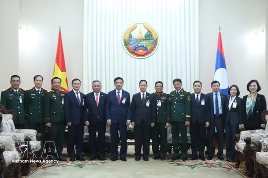 Vietnam, Laos seek to deepen strategic cohesion in defence ties