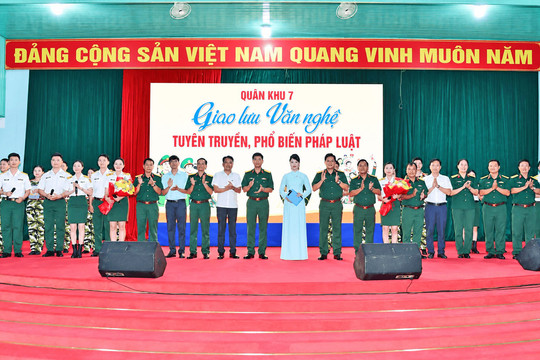 Đổi mới tuyên truyền pháp luật bằng sân khấu hóa và phiên tòa giả định