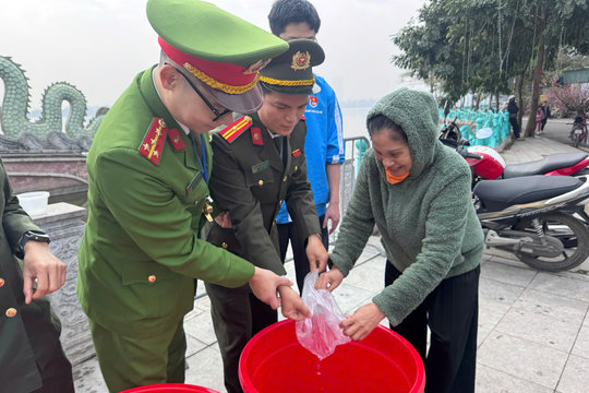 Bộ Công an khuyến cáo phóng sinh đúng cách, bảo vệ hệ sinh thái